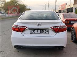 تۆیۆتا کامری